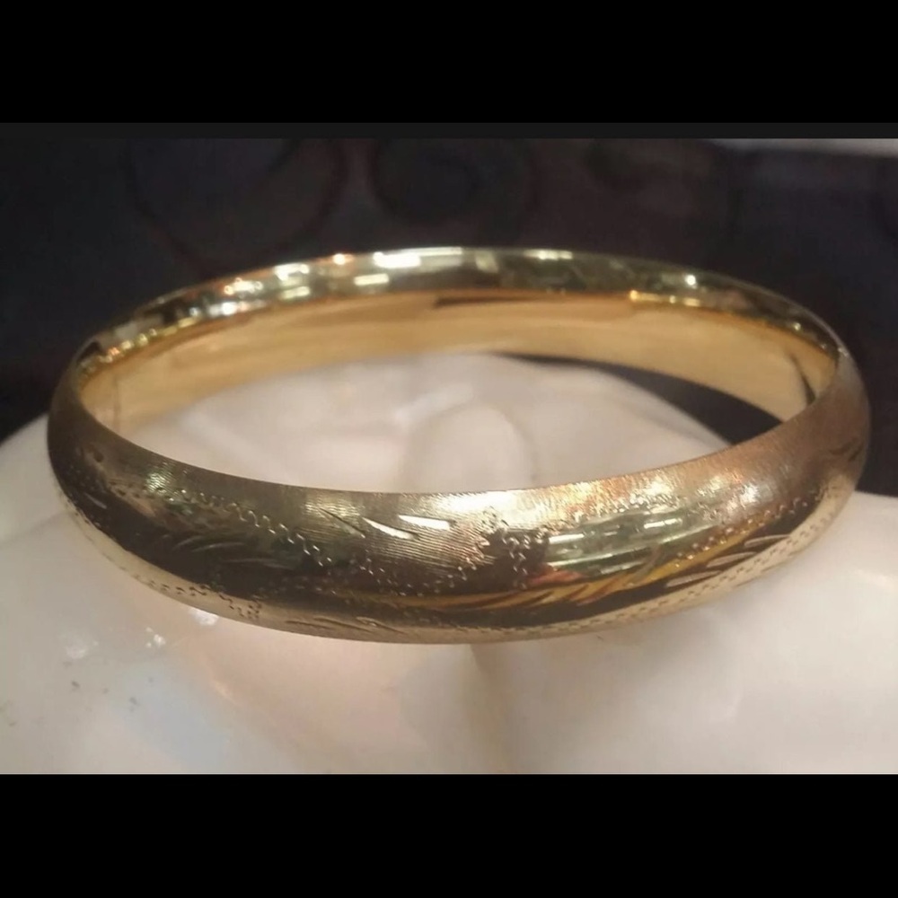 14k HEAVY solid yellow gold Bracelet
